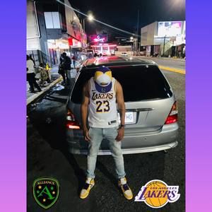 Meet your Posher, Damien